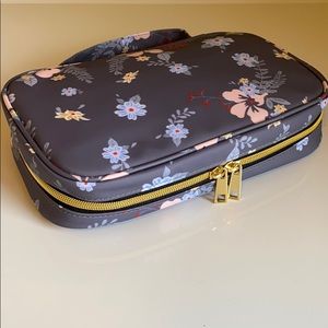 *SOLD* Jewelry Organizer (Almost new!) Golden Zippers